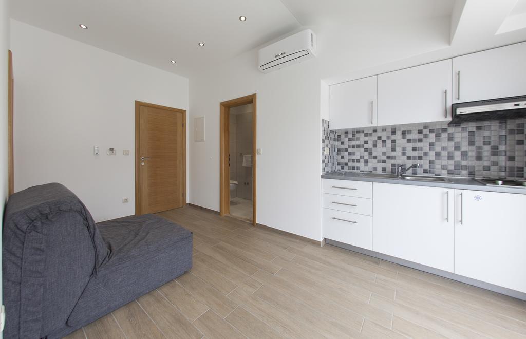 Apartments Villa Klara Baška Voda Εξωτερικό φωτογραφία